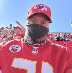 Meet your Posher, Jasen